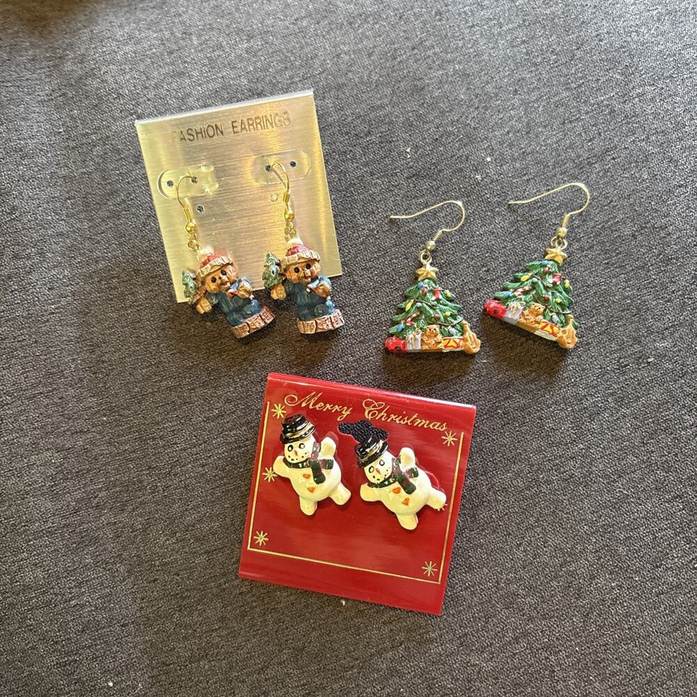 Christmas Holiday Pierced Dangle /Stud Earrings Lot of 3 Pr Bear Tree Snowman